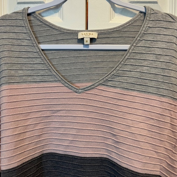 Laura size 3X pullover - Picture 5 of 11